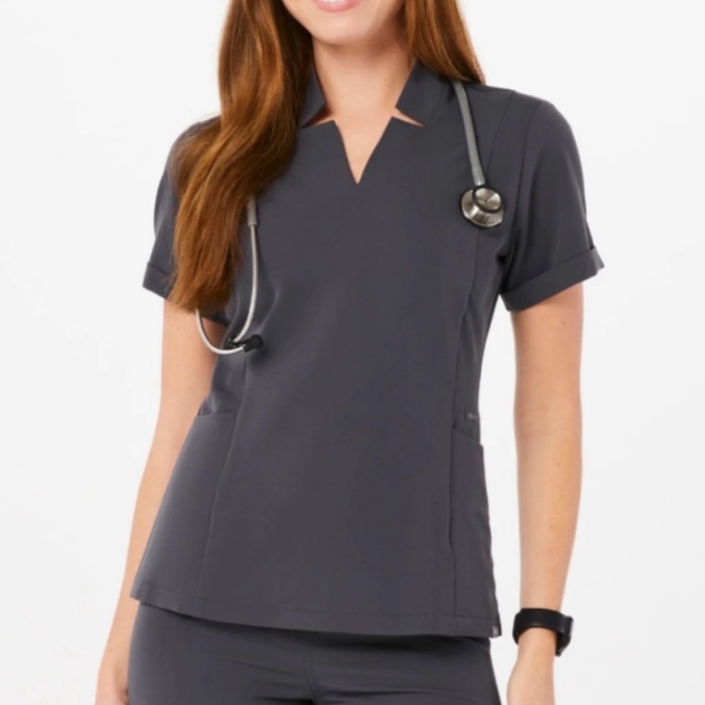 FIGS Inala Slim Scrub Top Charcoal size small- not available online!